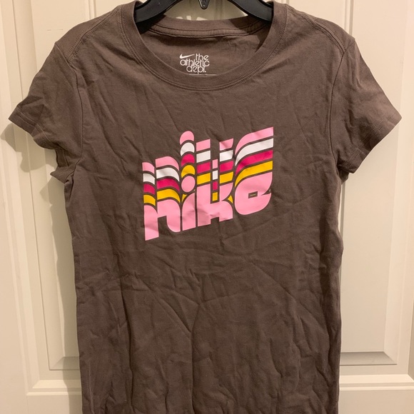 repeat tee nike